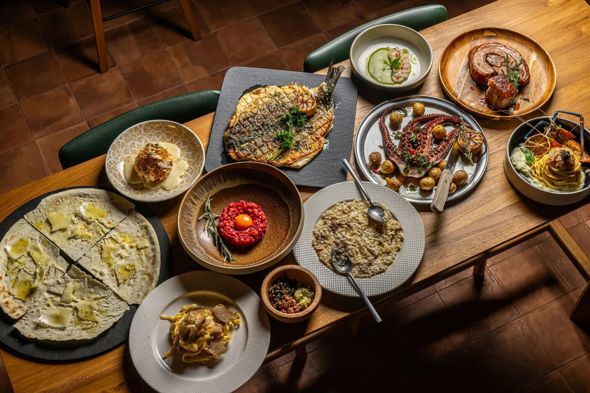 Photo 1 of 4: Florence Osteria and Piano Bar