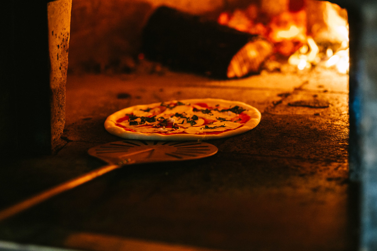 Cinders Wood Fired Pizza - Redding