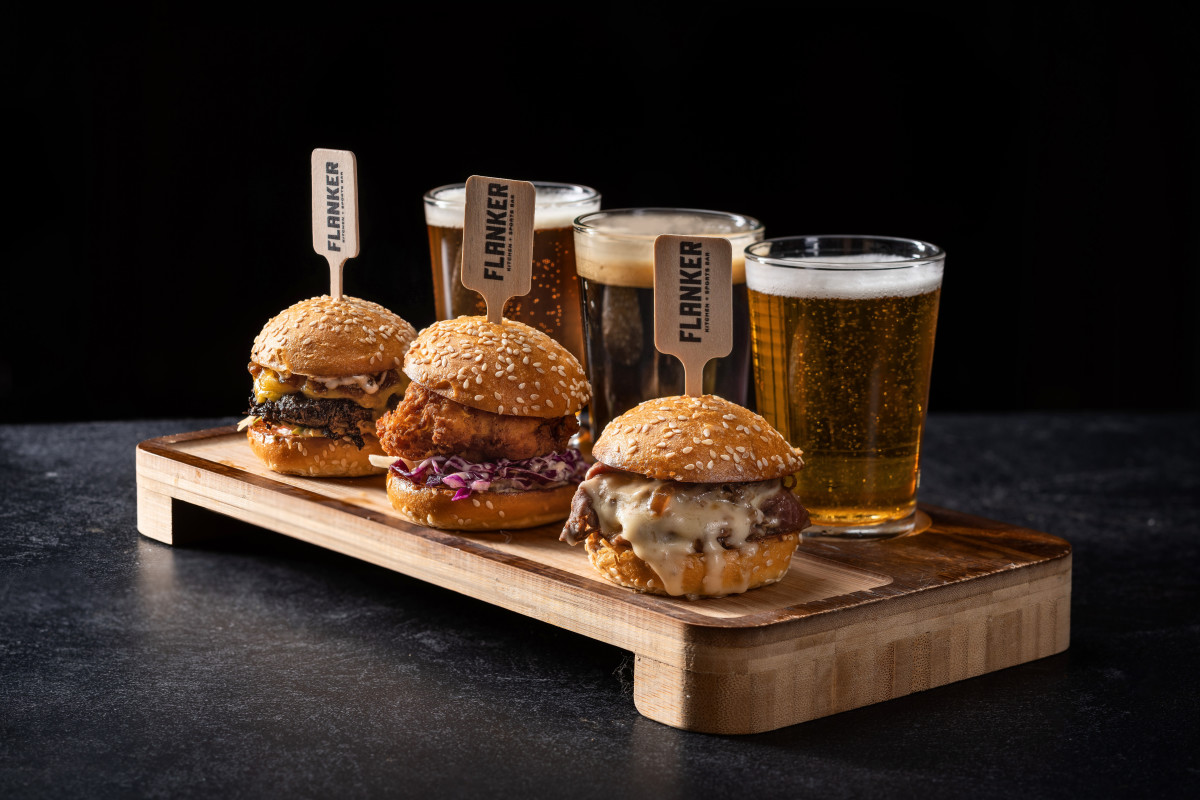 Flanker Kitchen & Sports Bar - SLC