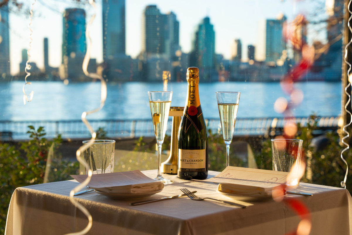 Mezze on the River