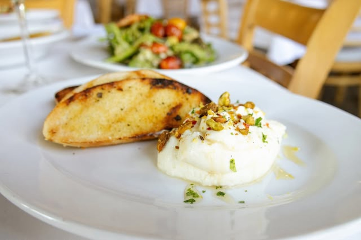 Leo's Italian Social - Cuyahoga Falls