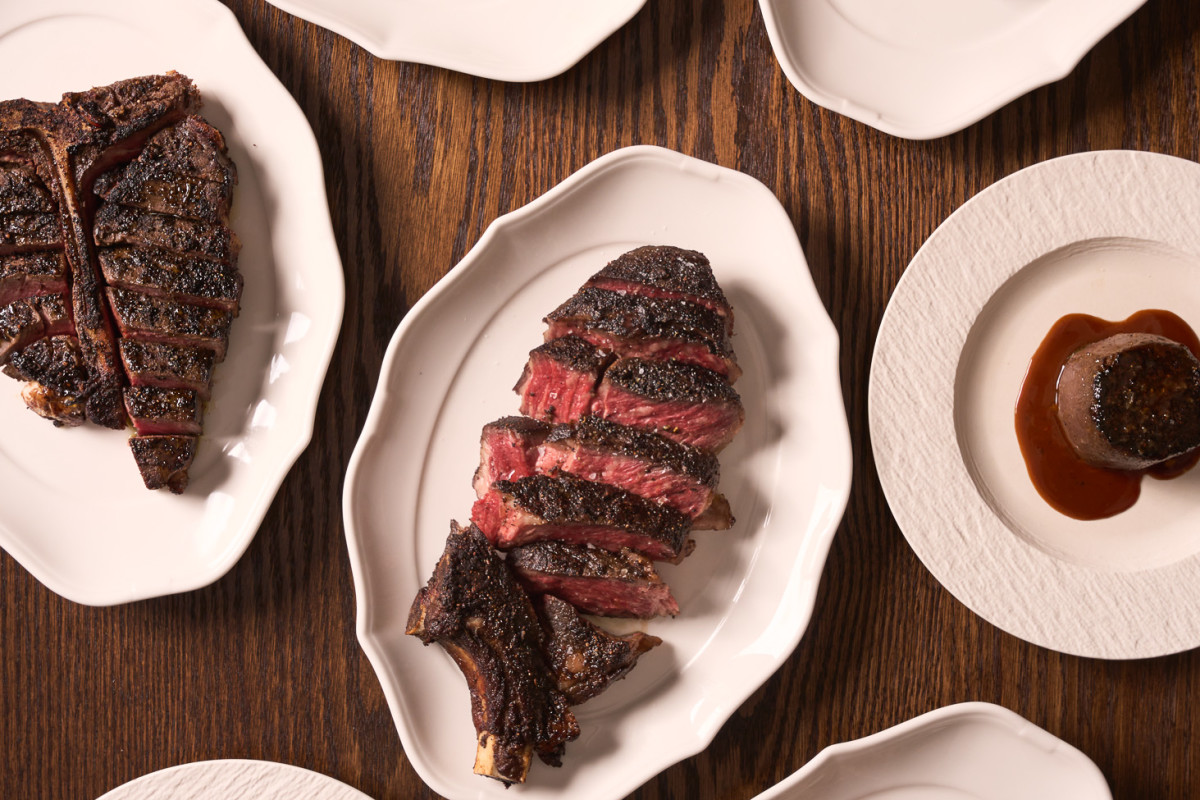 Photo 1 of 4: Bardea Steak