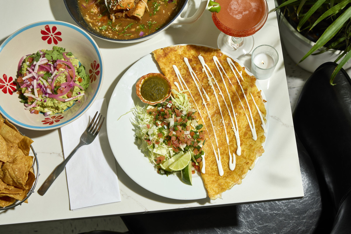 ELECTRiC LiME TAQUERiA