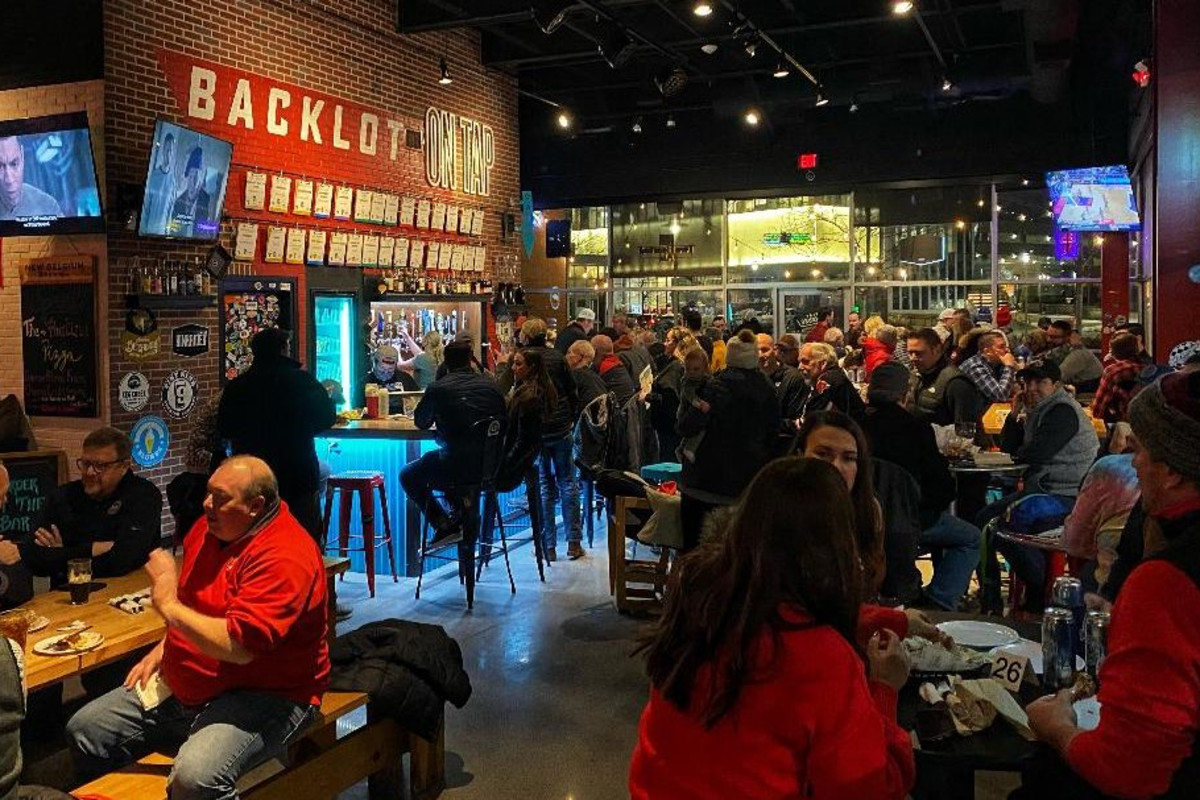 Backlot Taphouse