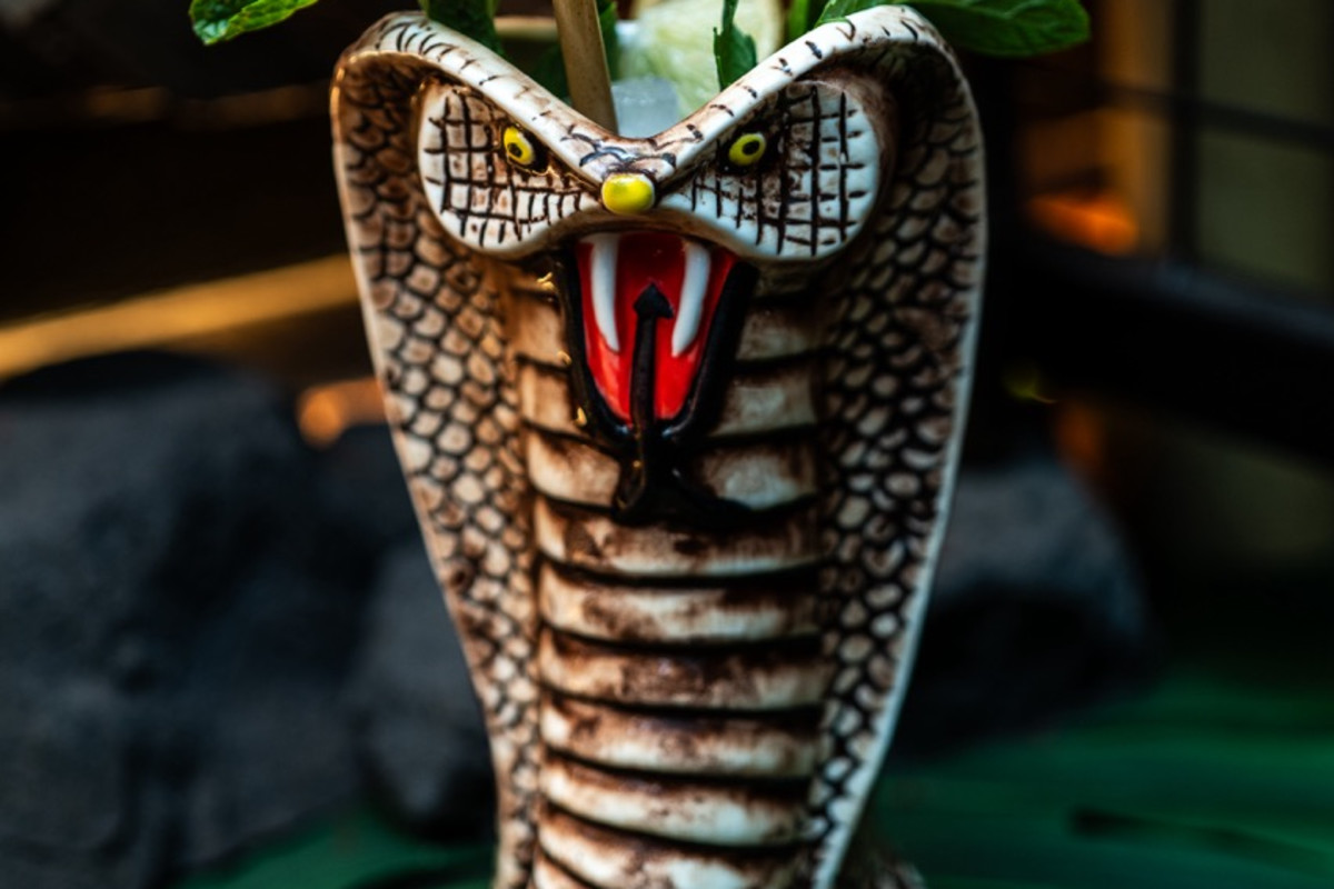The Lobby Tiki Bar & Grill