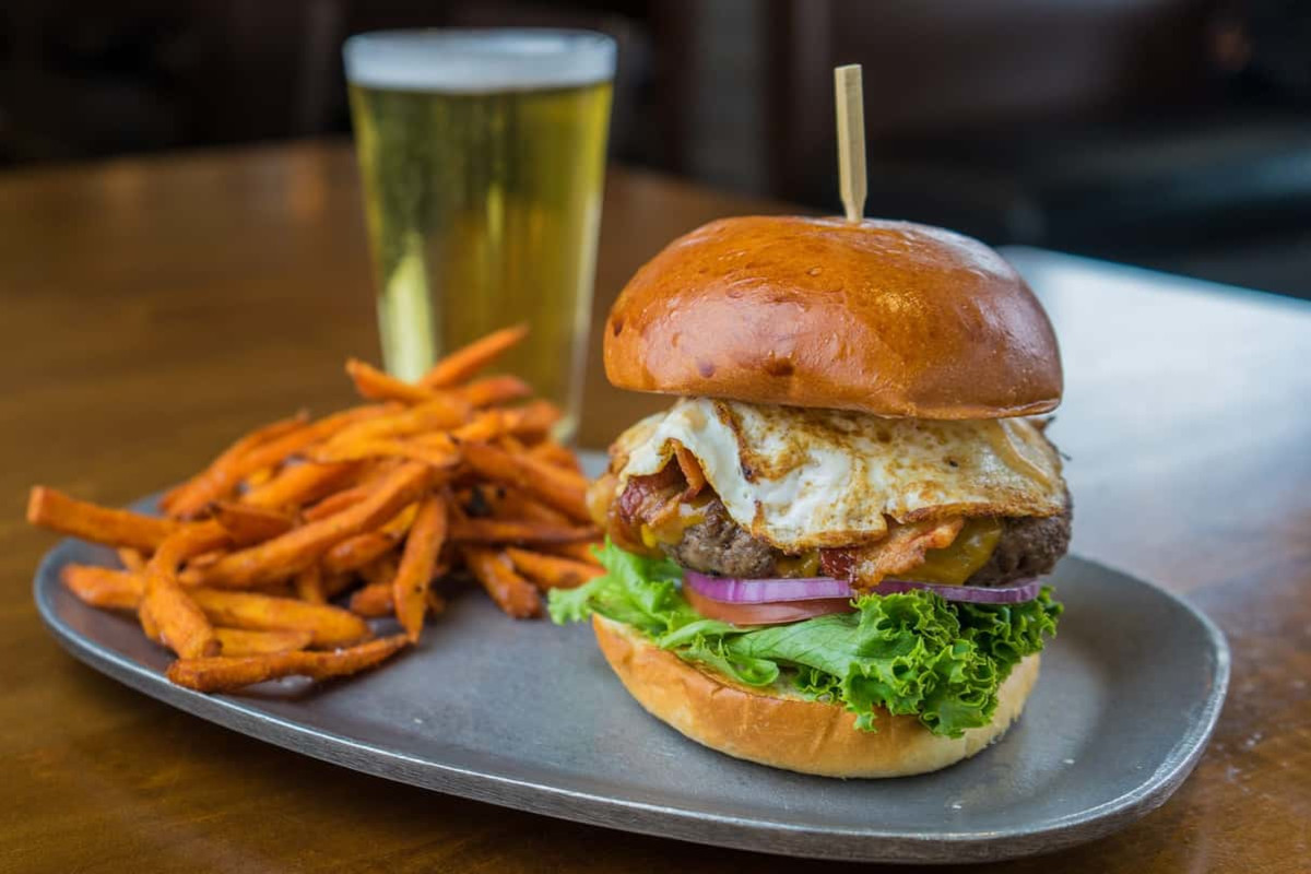 Village Burger Bar - Inwood