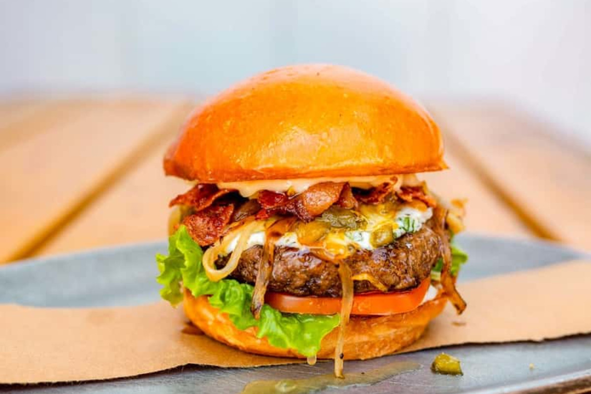 Village Burger Bar - Inwood