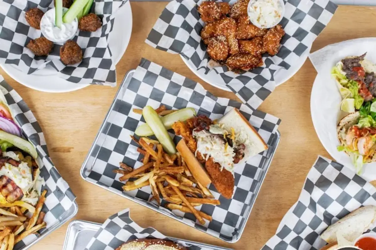 Burger Boys Bar & Grill