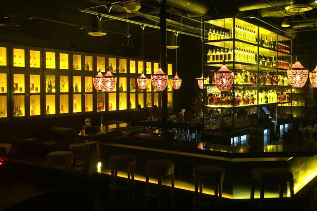 Photo 1 of 4: The Noypitz Bar & Grill