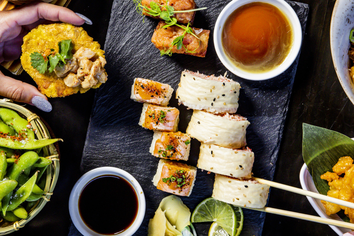 Photo 1 of 4: Pubbelly Sushi - West Palm Beach