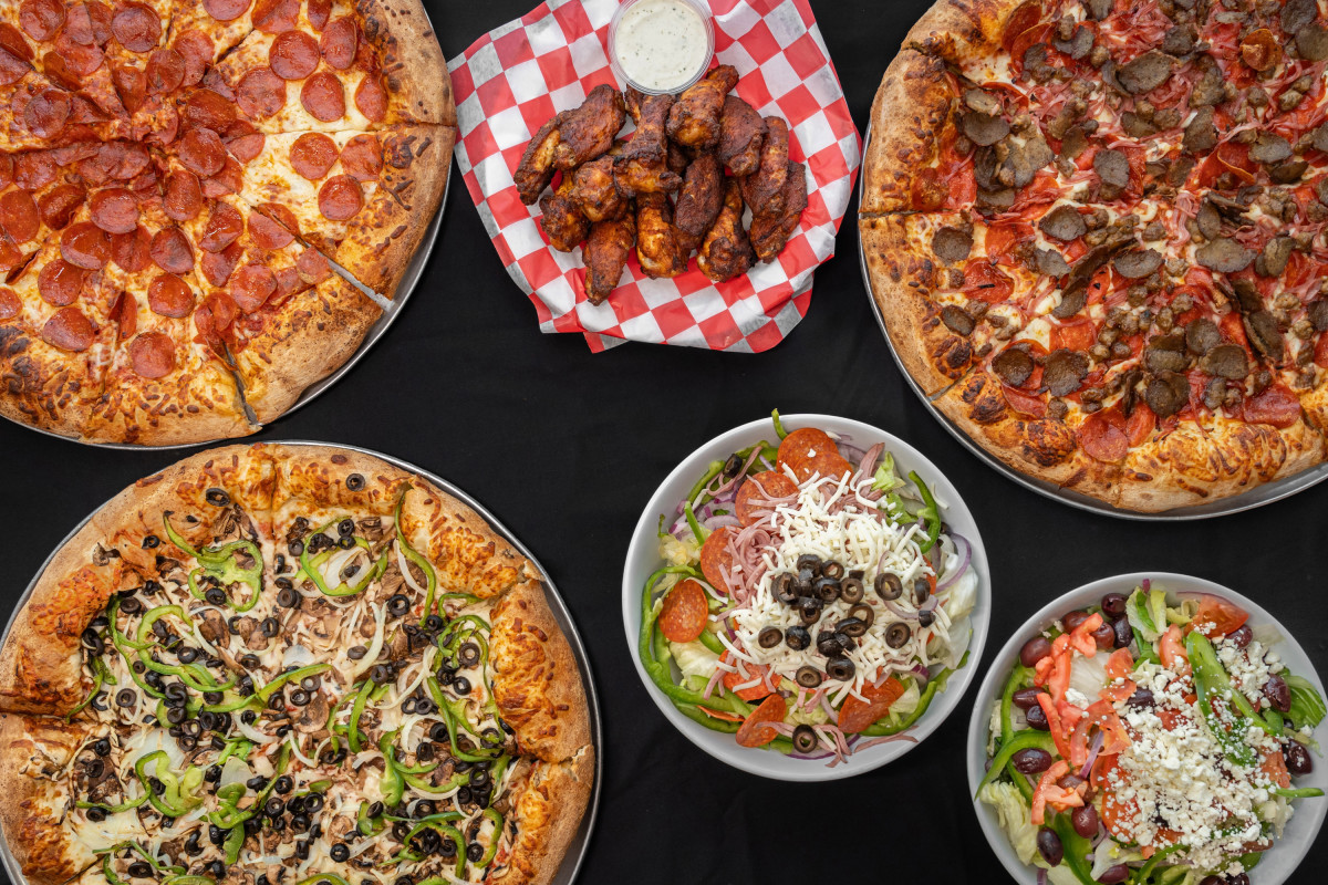 Photo 1 of 4: Vincenzo's Pizza