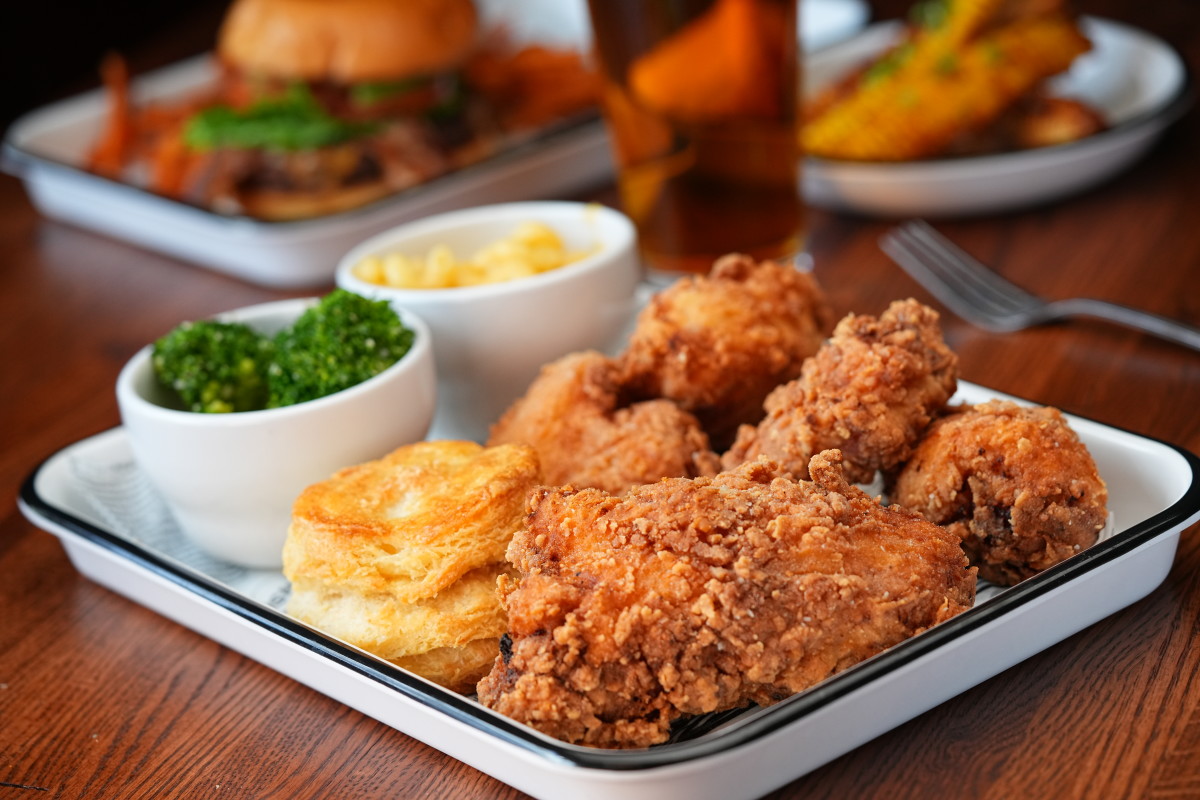 Sloan's Bar & Grill