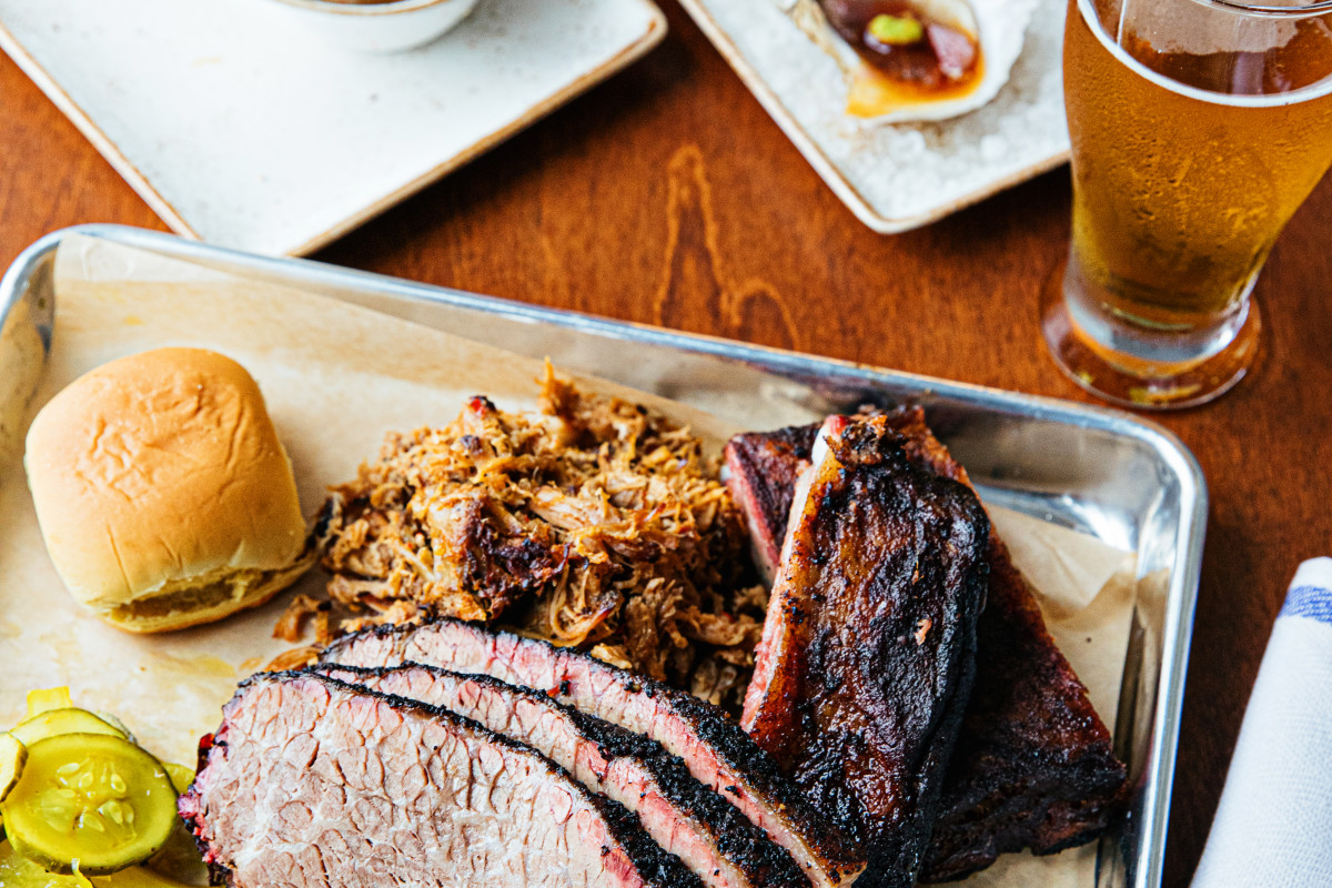 Briny Swine Smokehouse & Oyster Bar