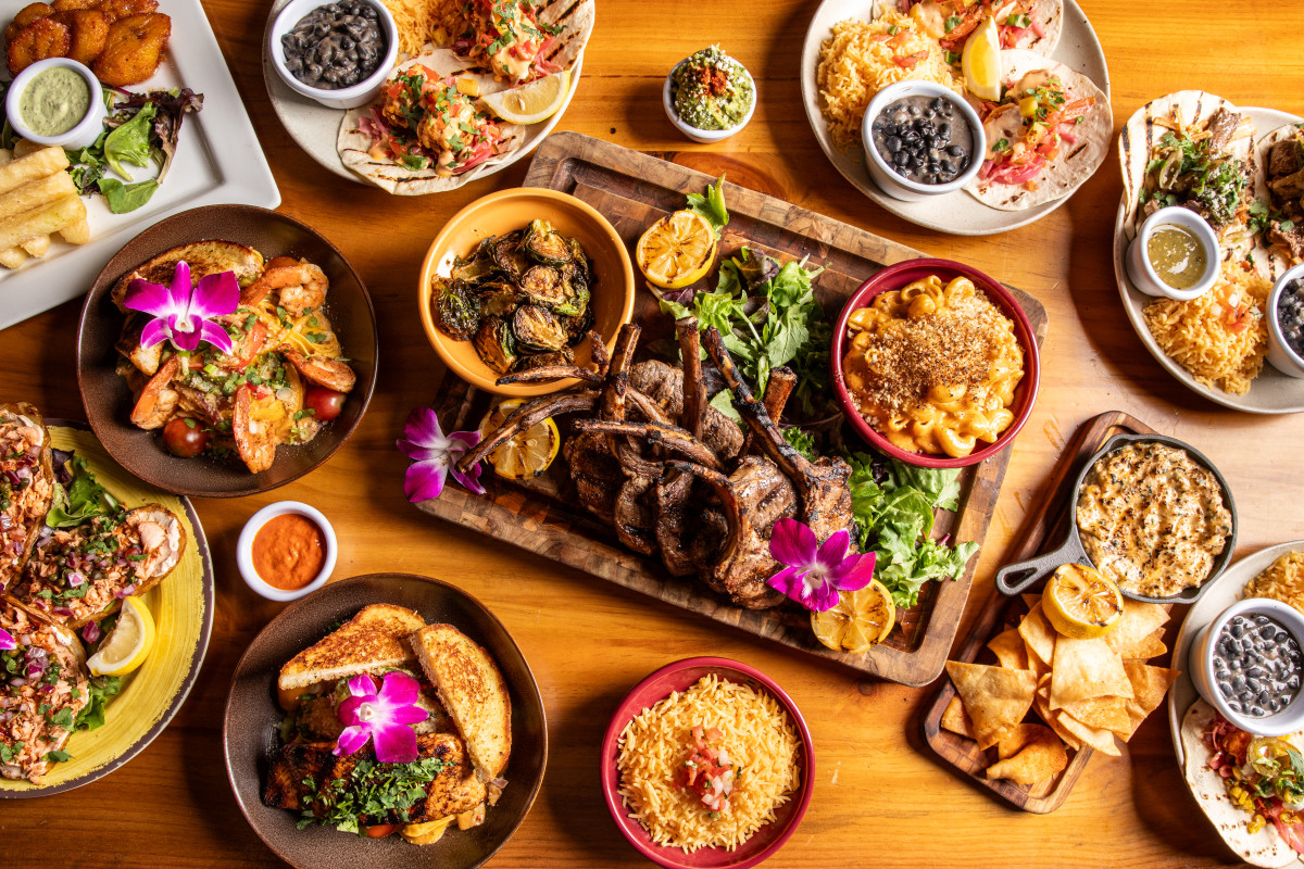Photo 1 of 4: Tulum Kitchen & Bar