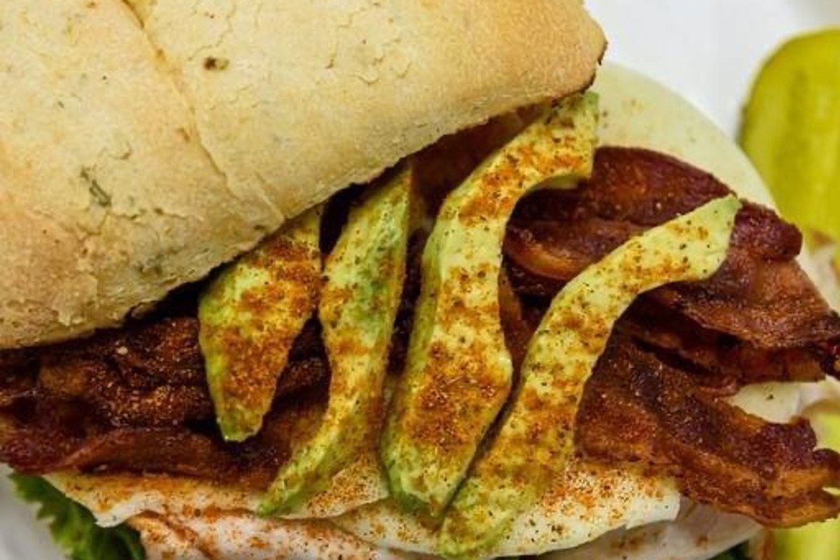Ize's Deli and Bagel