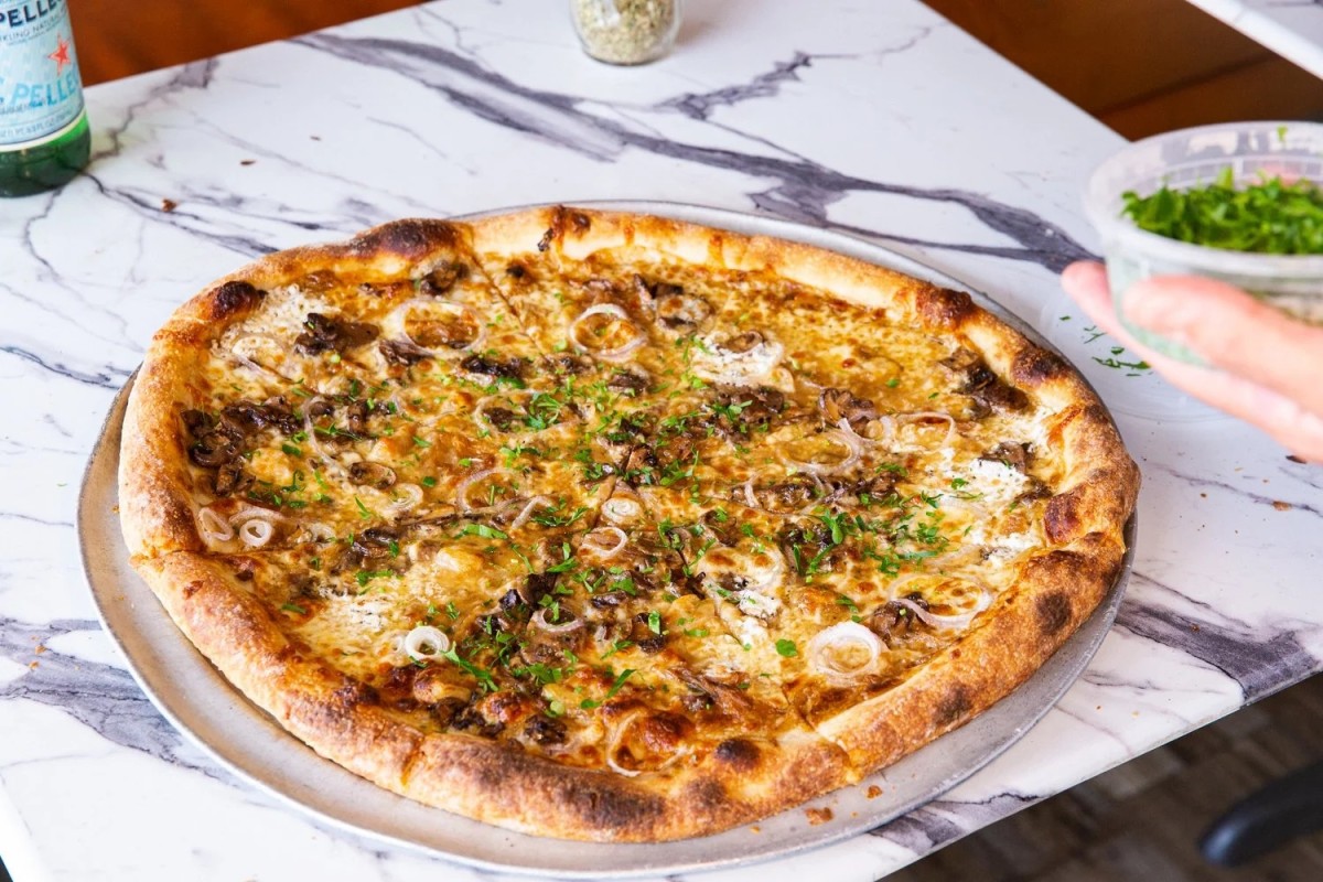 Eleventh Street Pizza - Downtown