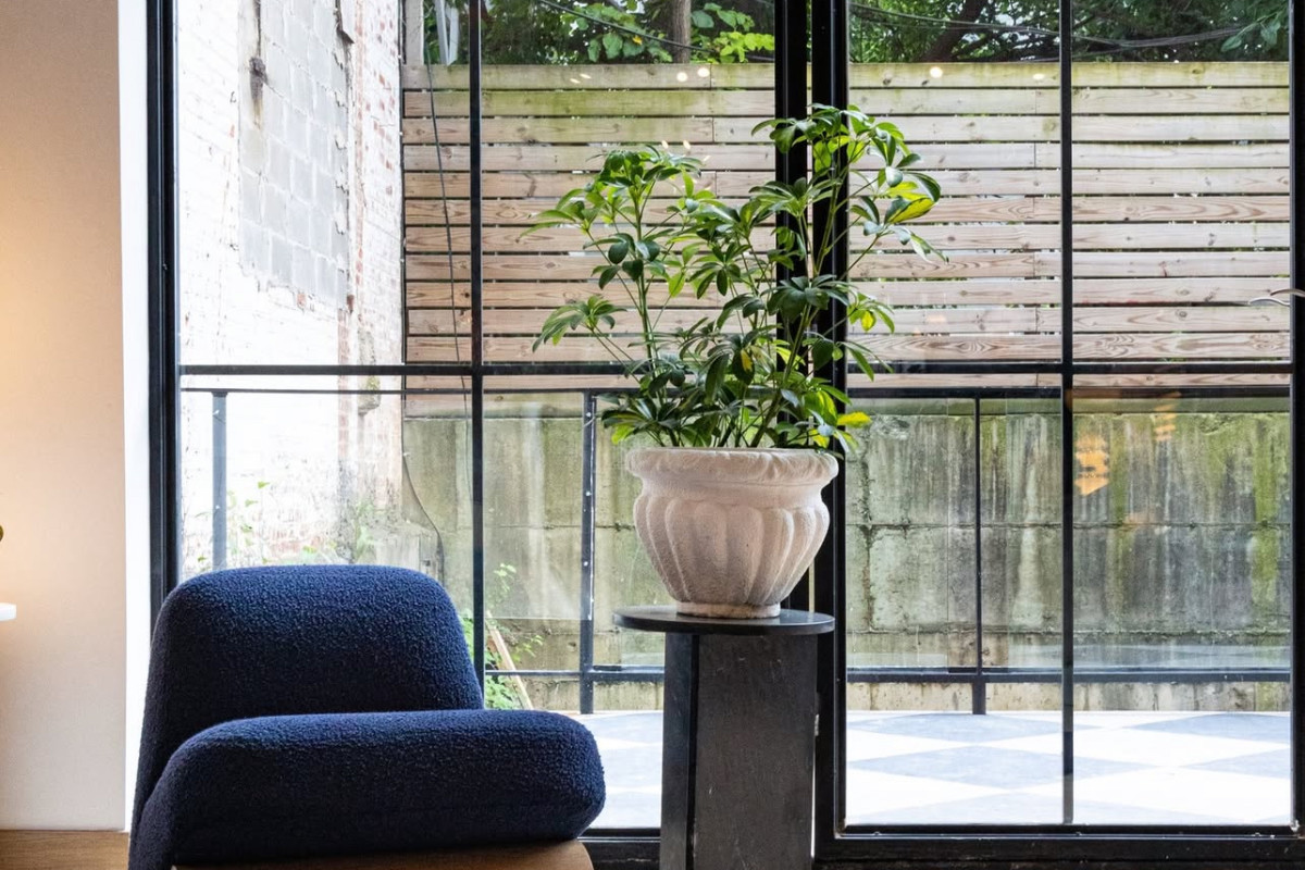 designers collab coffee & bar