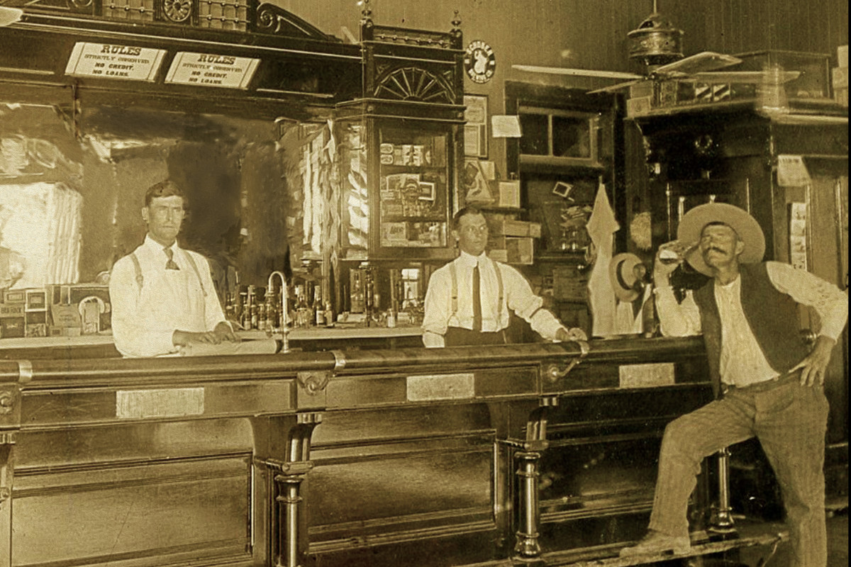 Photo 1 of 4: Richter Tavern