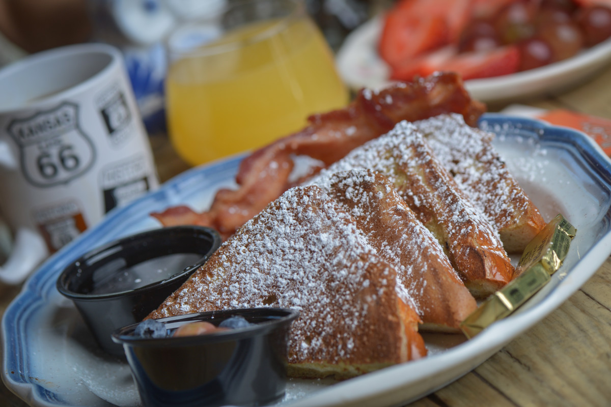 Toasted Owl Cafe - Phoenix