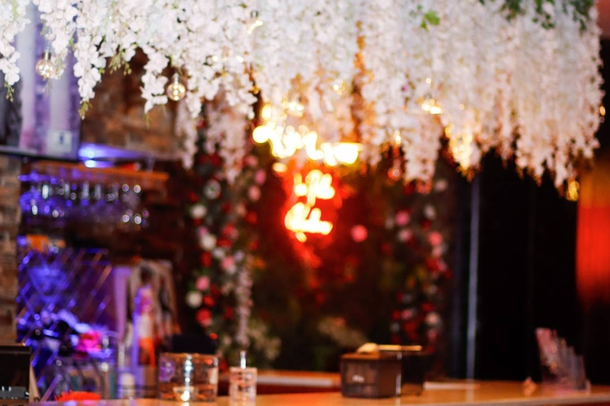 Lago Kache Restaurant & Lounge