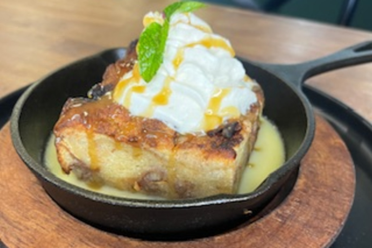 Max & Louie’s Cafe