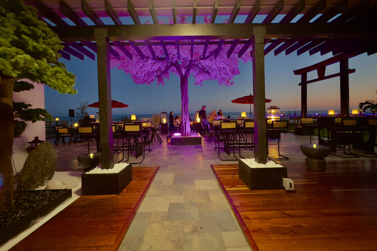 Photo 1 of 4: Sake House Malibu