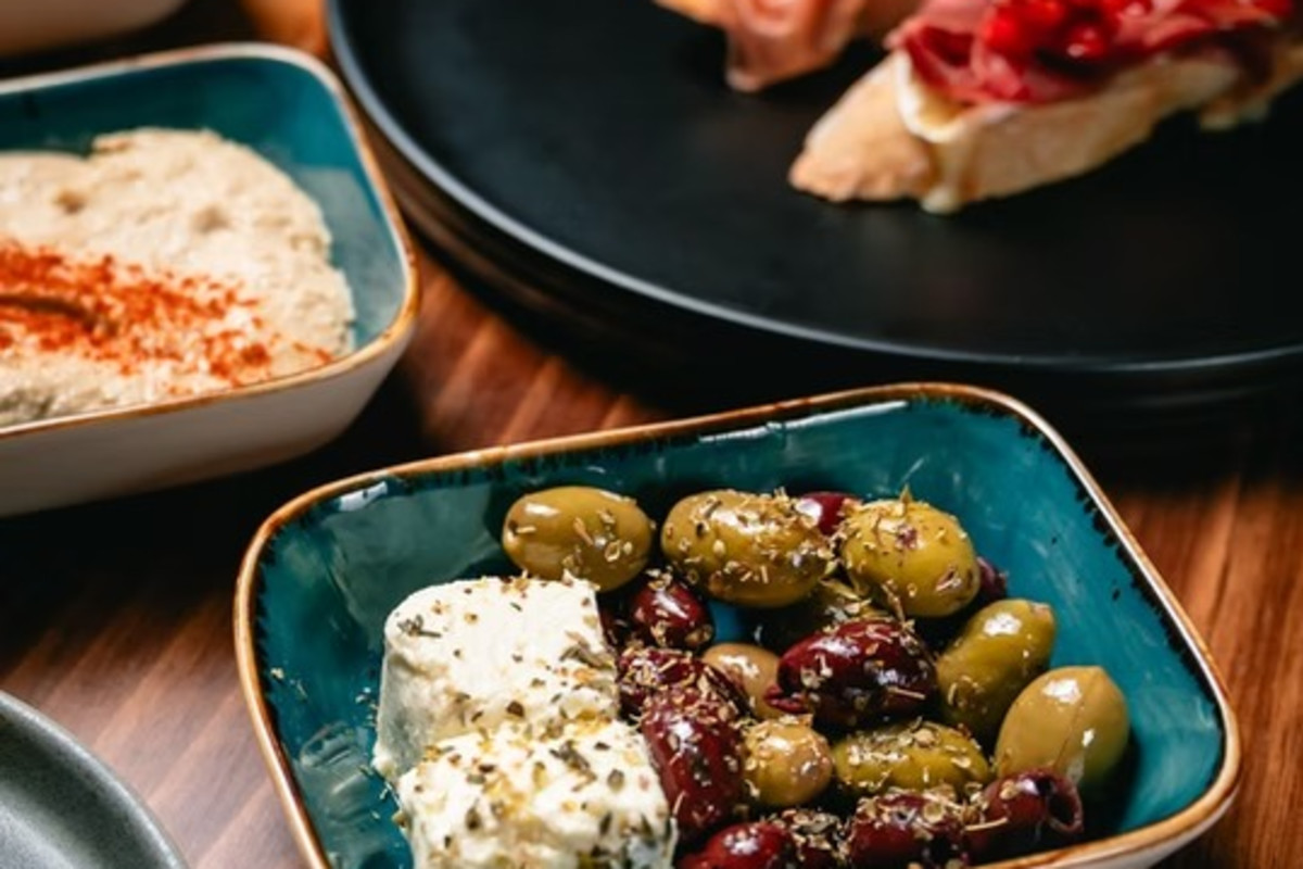 Stafili Wine Cafe