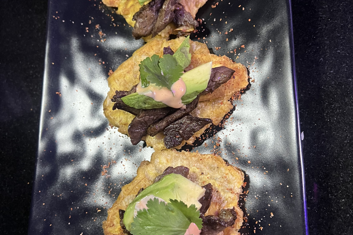 Parlay Restaurant & Sports Bar