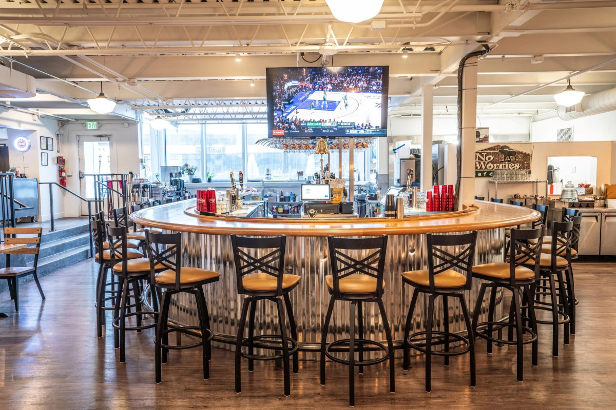 O'Shucks Bar & Grill - Salt Lake City/Ahh Sushi
