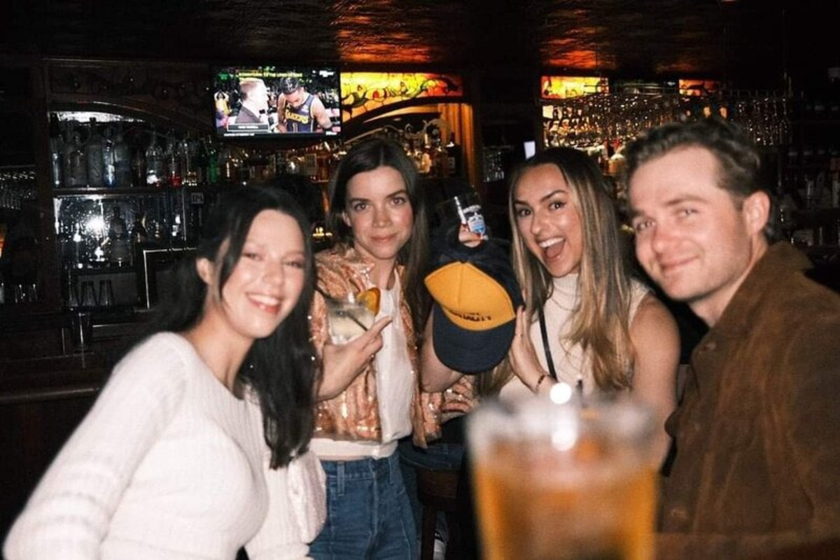 Pineapple Hill Saloon & Grill