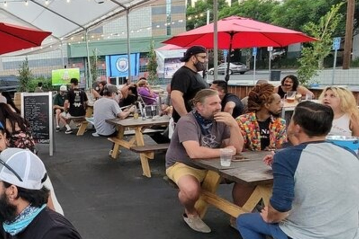 Pineapple Hill Saloon & Grill