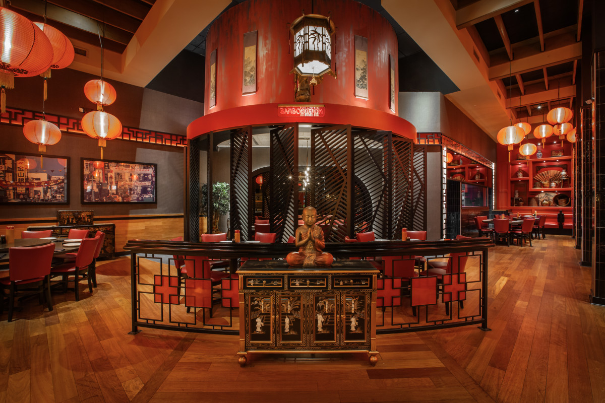 Photo 1 of 4: Molly Woo's