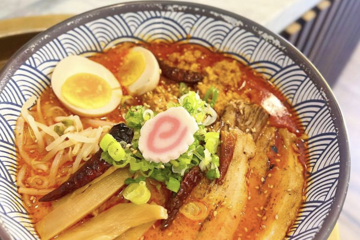 Burosu Ramen & Sushi