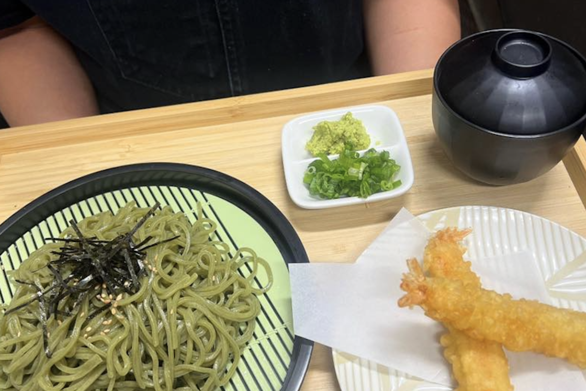 Burosu Ramen & Sushi