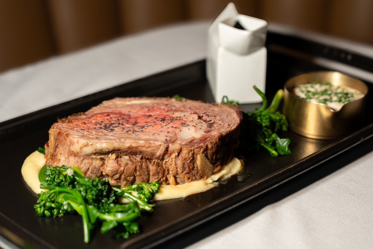 Harlo Steakhouse & Bar