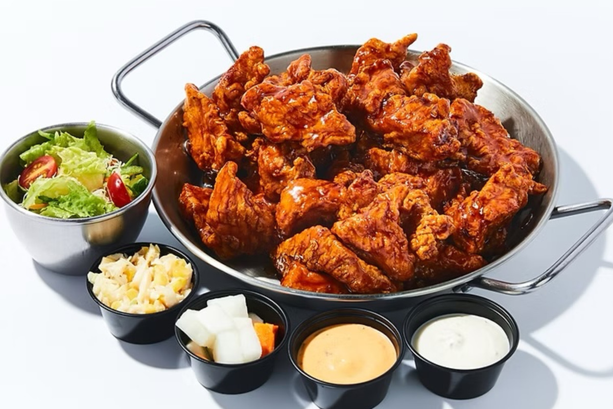 Photo 1 of 4: Pelicana Chicken - Koreatown