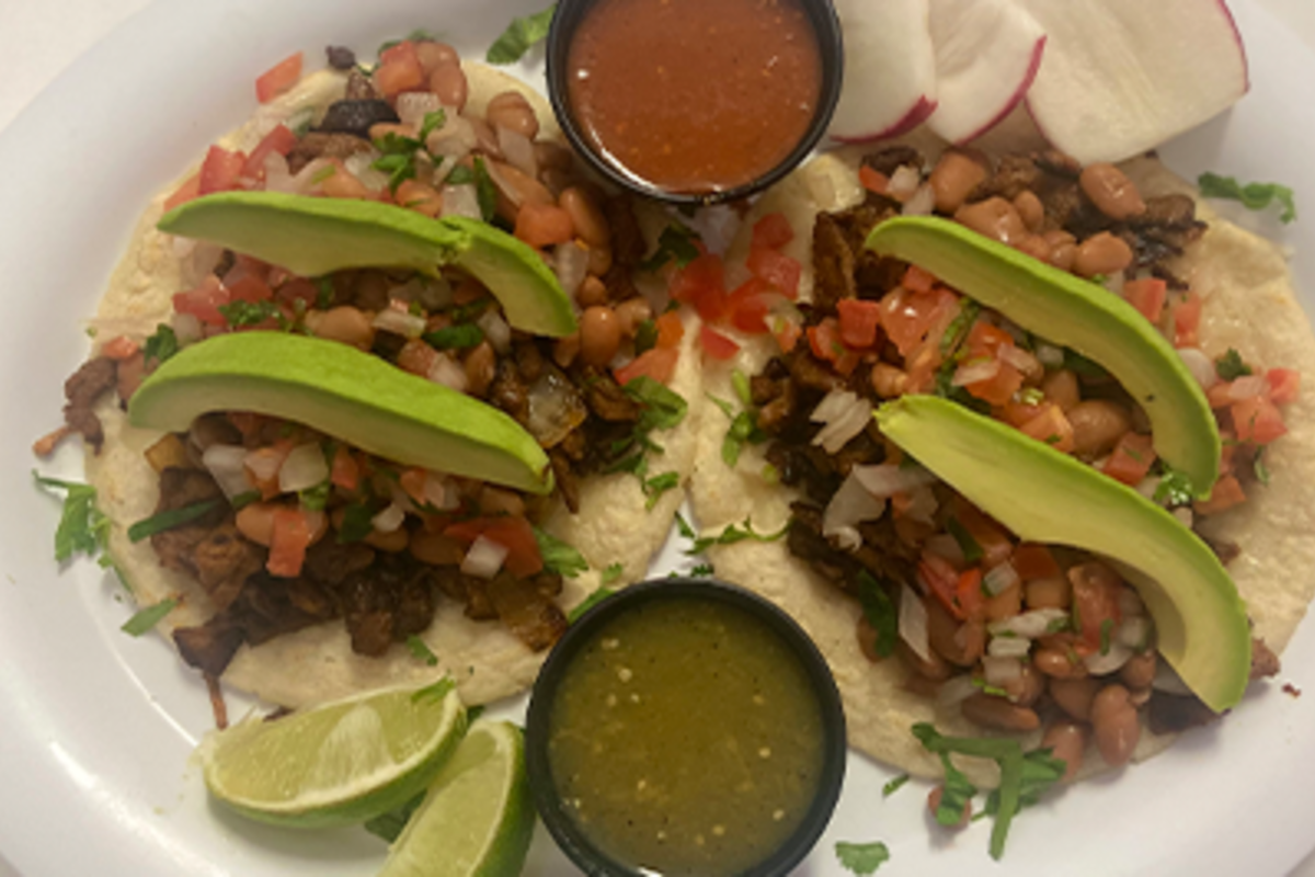 Photo 1 of 4: El Sabor de Mercedes
