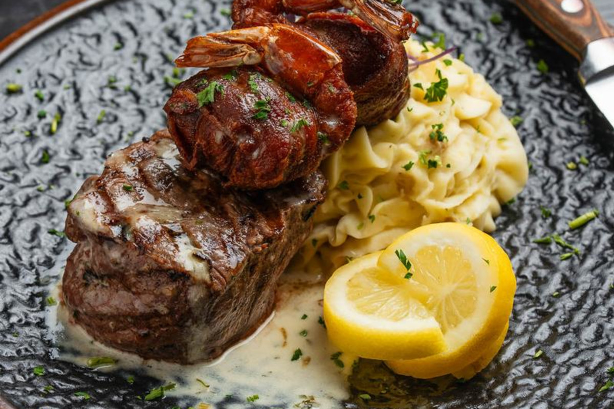 Shoal Creek Tavern