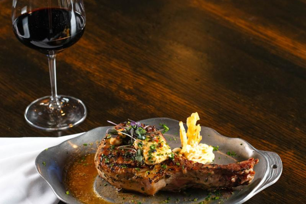 Shoal Creek Tavern