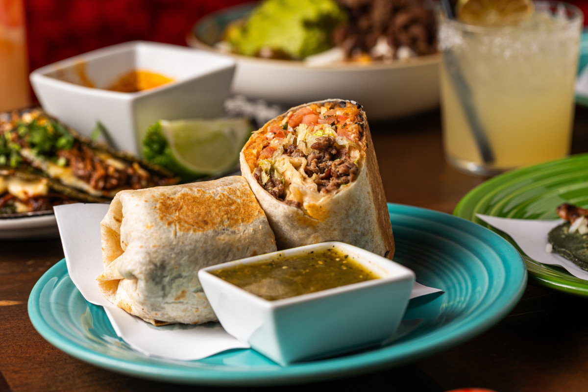 Moe's Cantina - River North