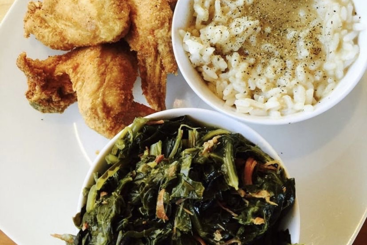 B's Chicken & Waffles