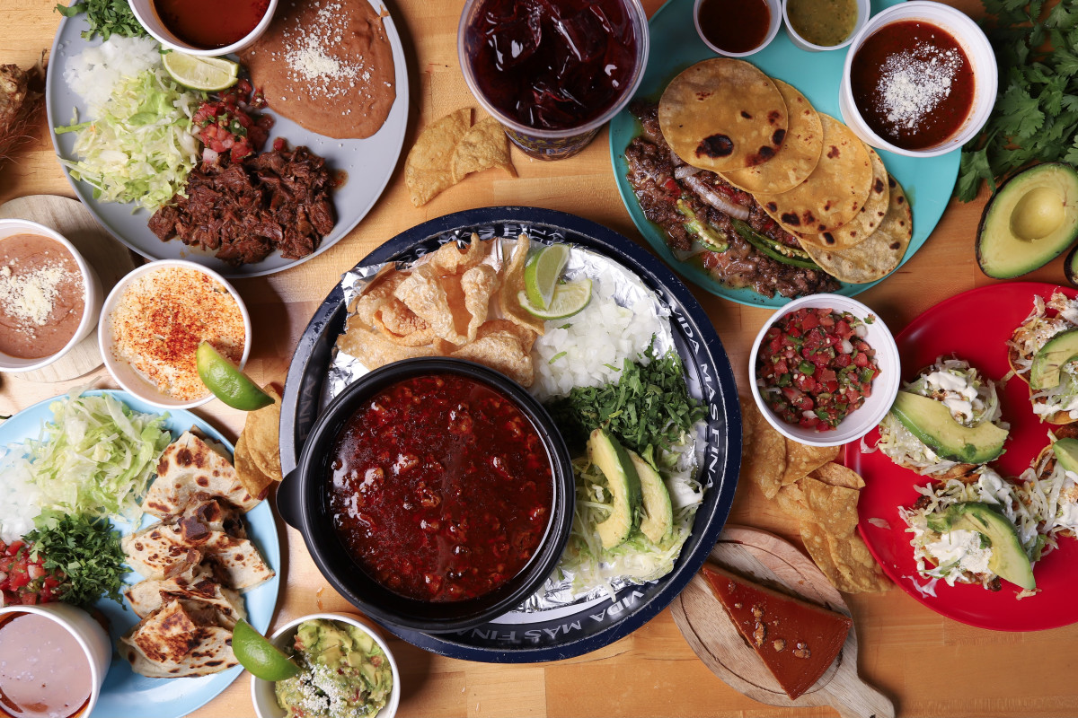 Photo 1 of 4: La Calle Tacos & Cantina - Bagby