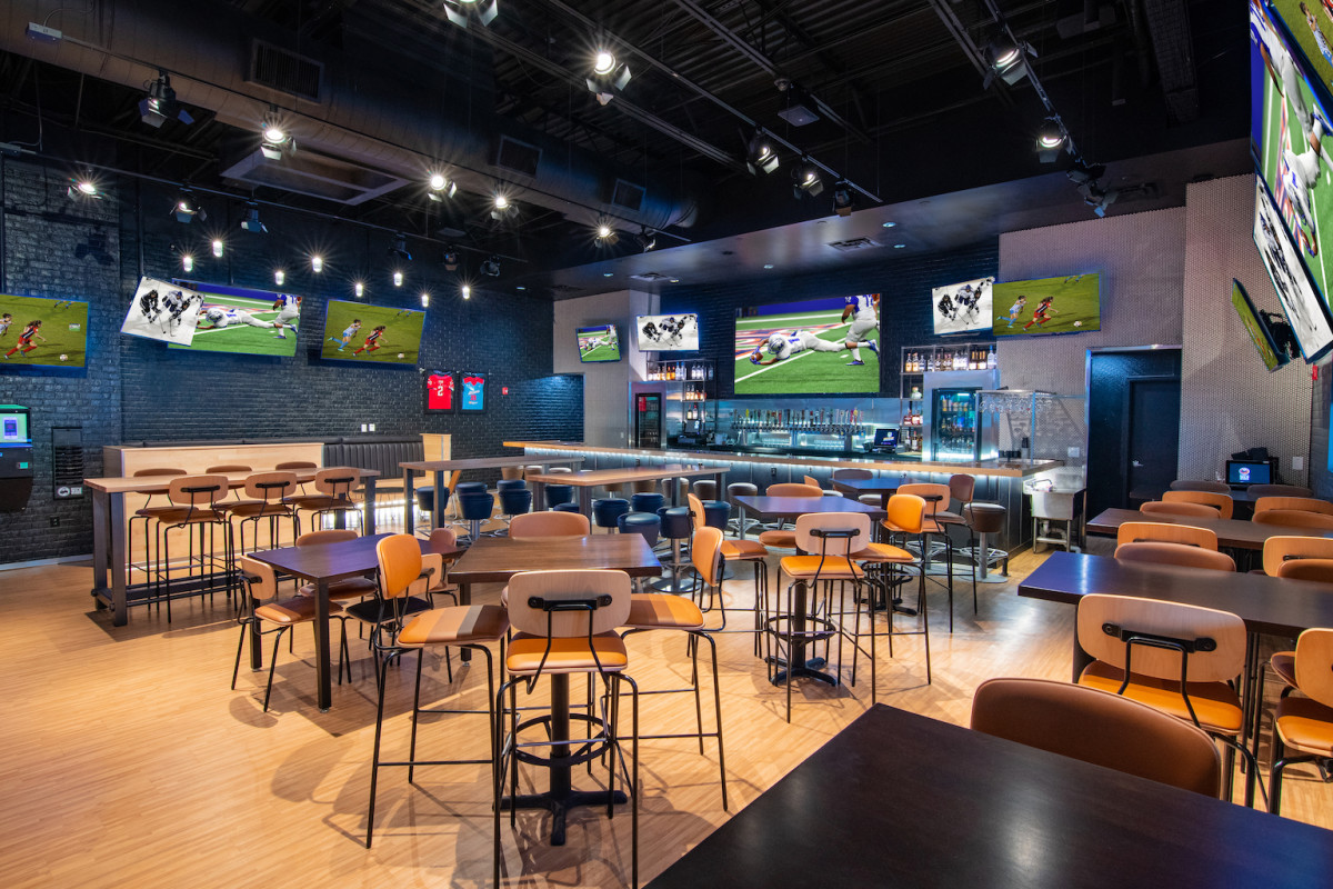 Buffalo Wild Wings - White Plains