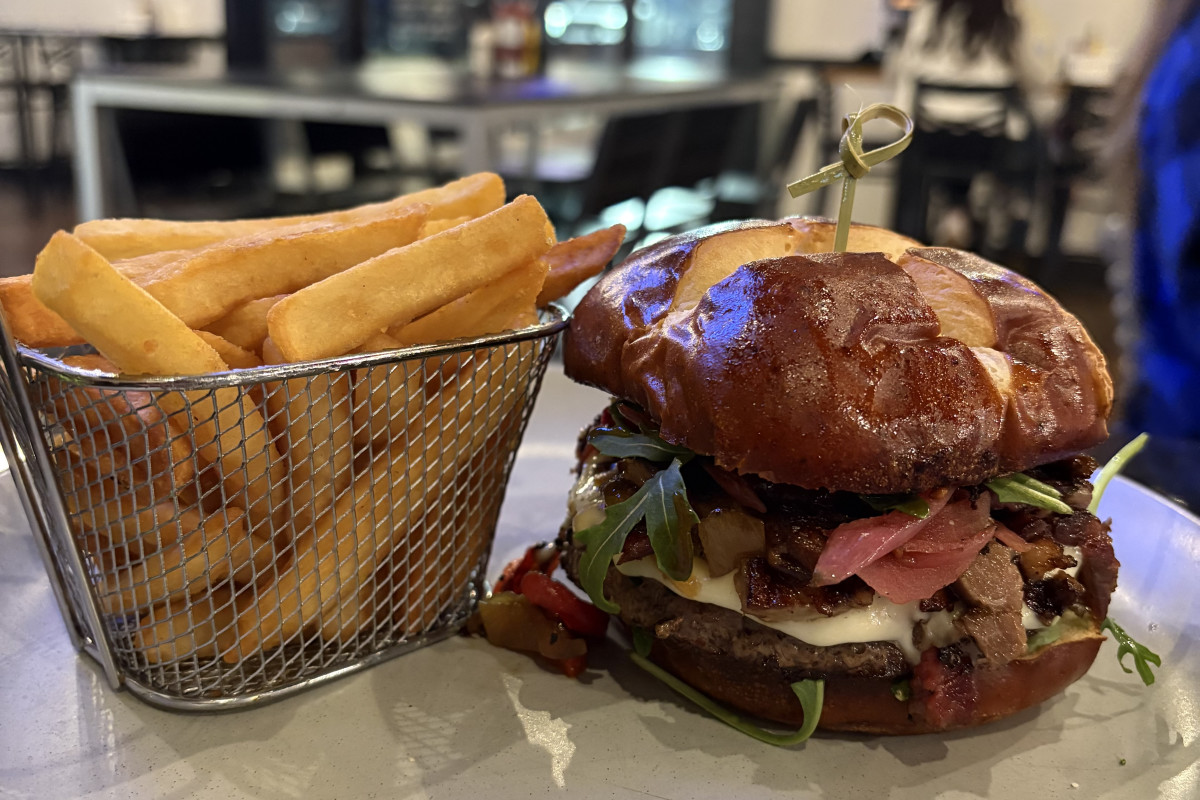 Photo 1 of 4: FORGE 21 Bar and Grill