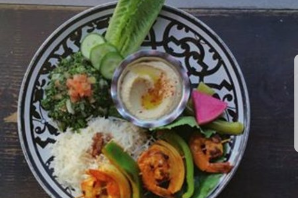 Photo 1 of 4: Les Amis Restaurant & Lounge
