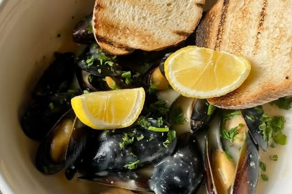 Dovini Italian Bar & Grill