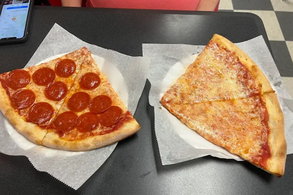 Photo 1 of 4: Cugino's Italian Deli & Pizzeria