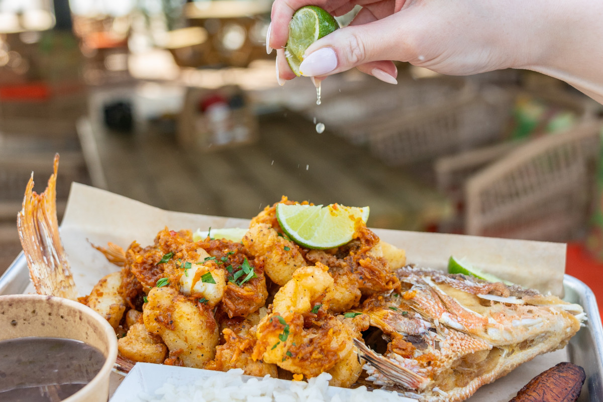 Lick BBQ & Wood Fired Pizza