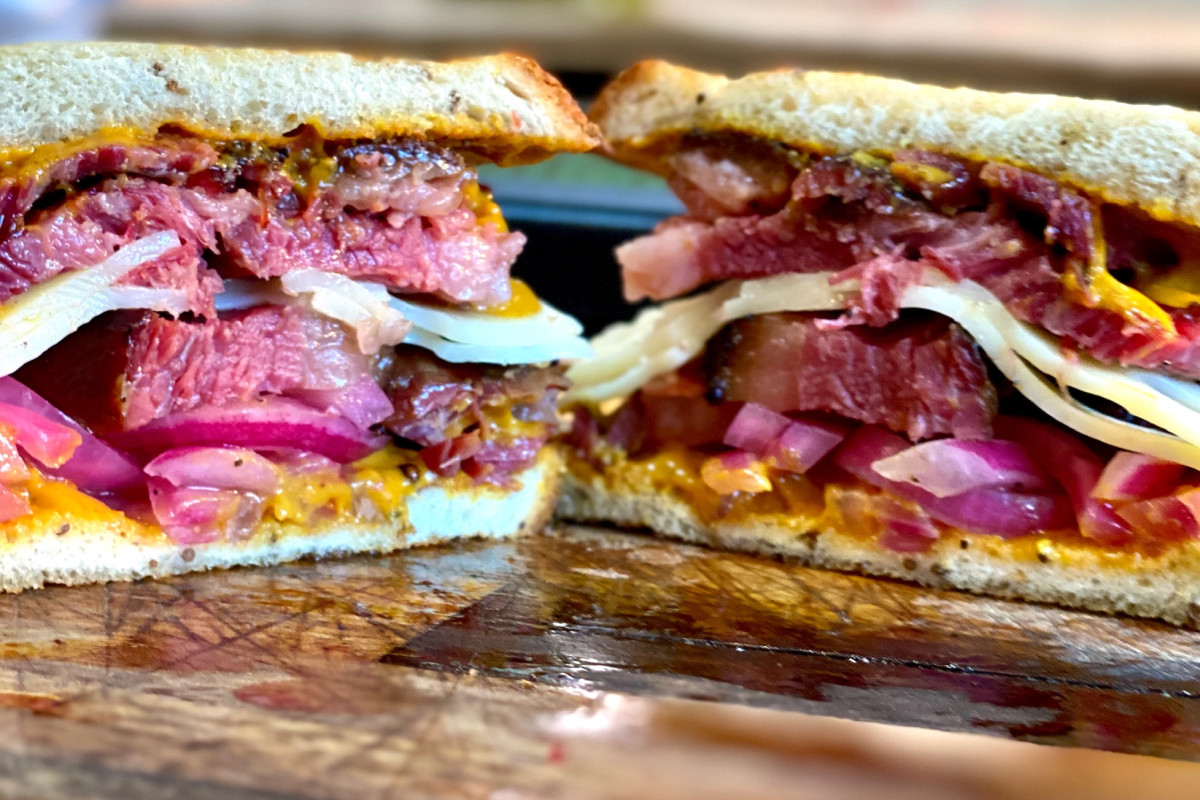 Just Q'in BBQ