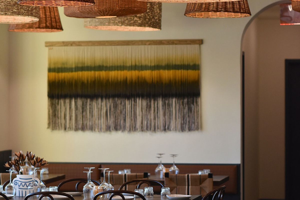Lykos Taverna